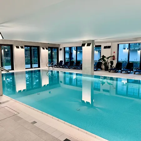 D302 Classik Z Basenem, Sauna, Jacuzzi, Przy Samej Plazy - 5d Apartment *