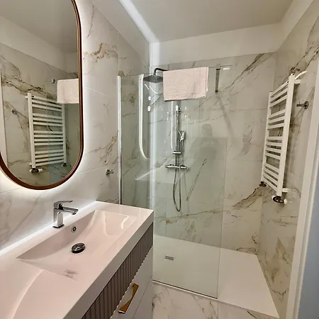 Apartment D302 Classik Z Basenem, Sauna, Jacuzzi, Przy Samej Plazy - 5d Niechorze