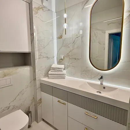 Apartment D302 Classik Z Basenem, Sauna, Jacuzzi, Przy Samej Plazy - 5d Niechorze